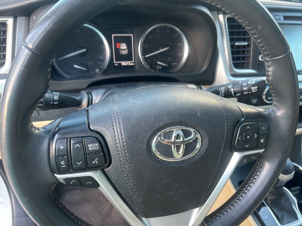 2019 Toyota Highlander Image 7