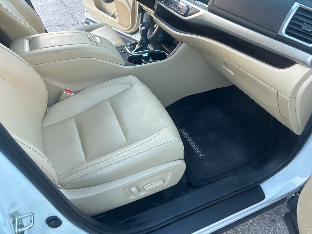 2019 Toyota Highlander Image 15