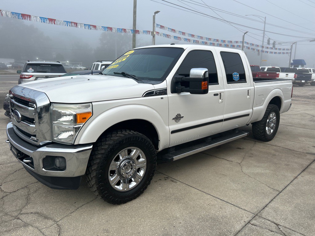 2015 Ford F-250 Image 1