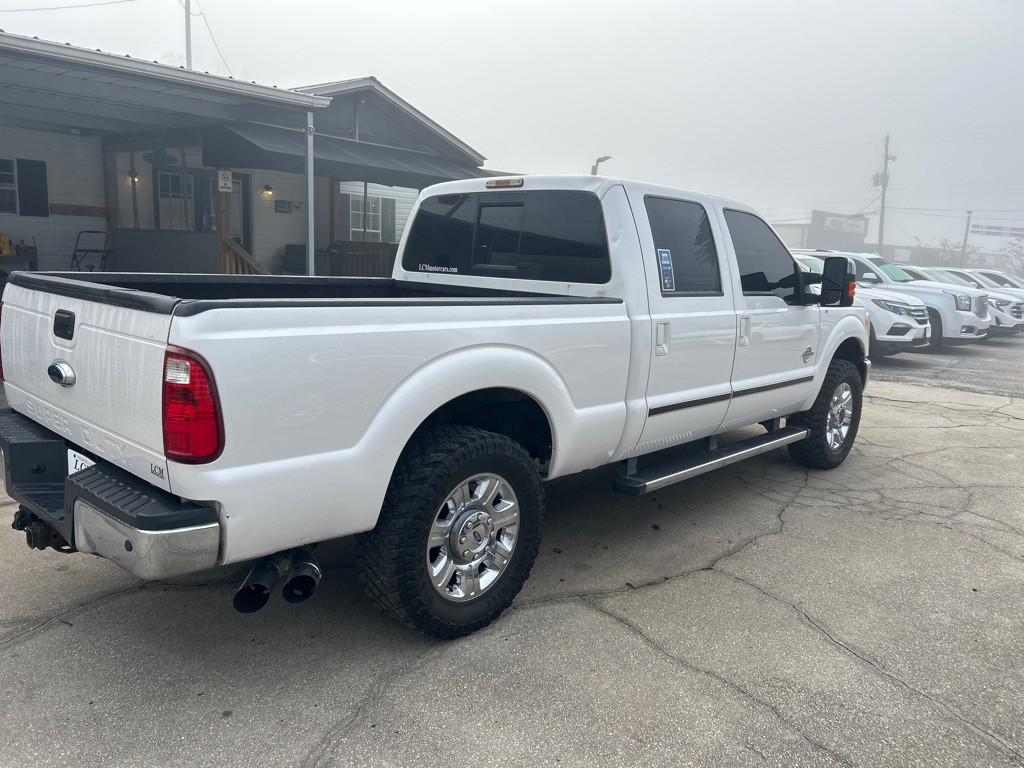 2015 Ford F-250 Image 2