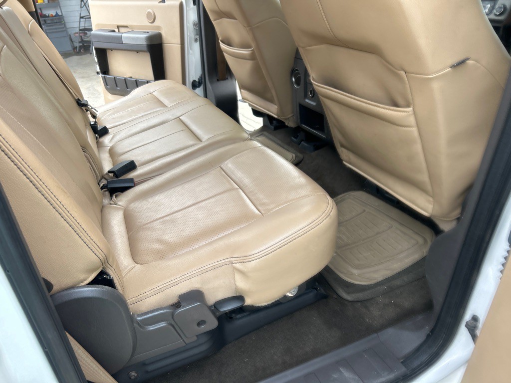 2015 Ford F-250 Image 12