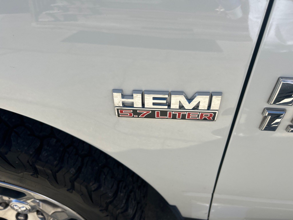 2017 RAM 1500 Image 4