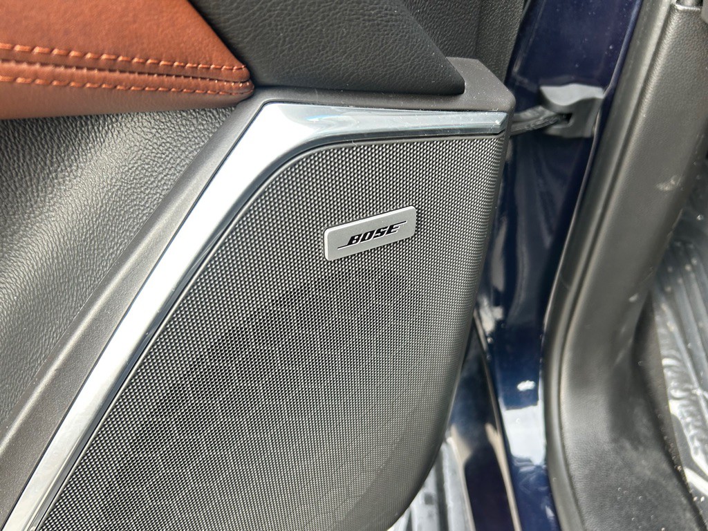 2019 Cadillac Escalade Image 9