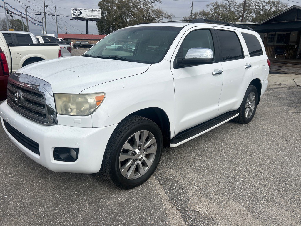 2016 Toyota Sequoia Image 1