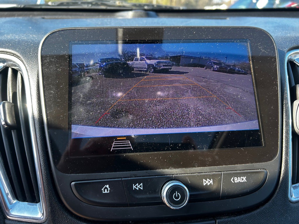 2020 Chevrolet Malibu Image 13