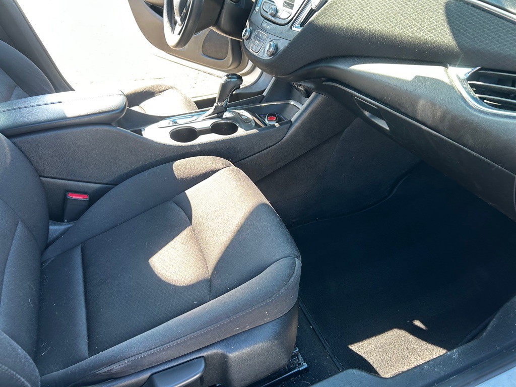 2020 Chevrolet Malibu Image 16