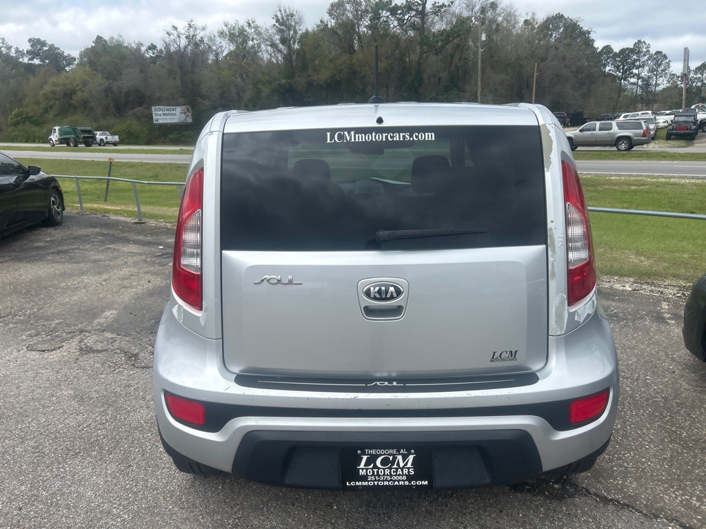 2013 Kia Soul Image 3