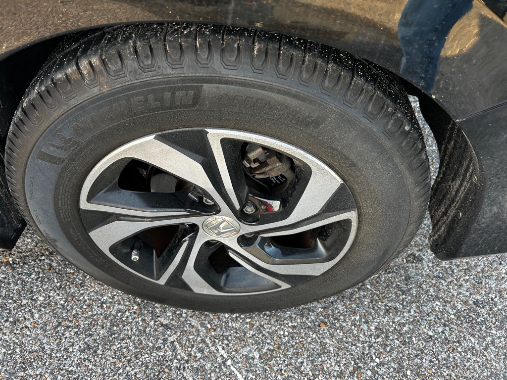 2017 Honda Civic Image 5