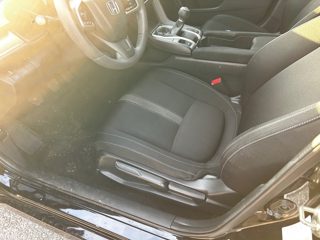 2017 Honda Civic Image 6