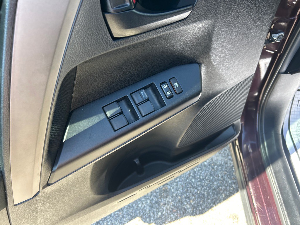 2018 Toyota Rav4 Image 7