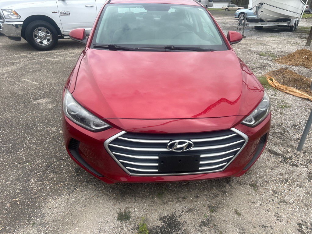 2017 Hyundai Elantra Image 3