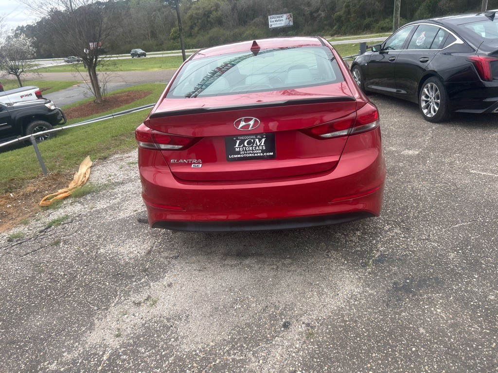 2017 Hyundai Elantra Image 4
