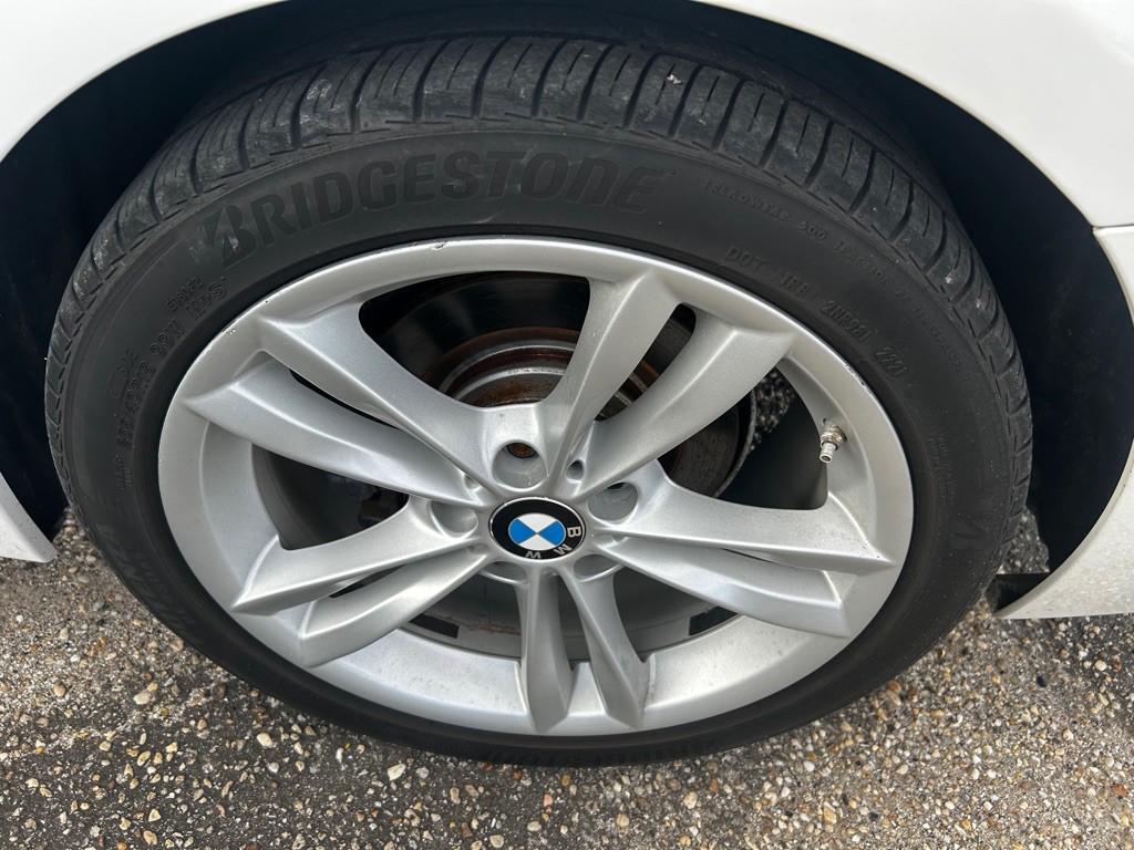 2016 BMW 3 Series Image 3