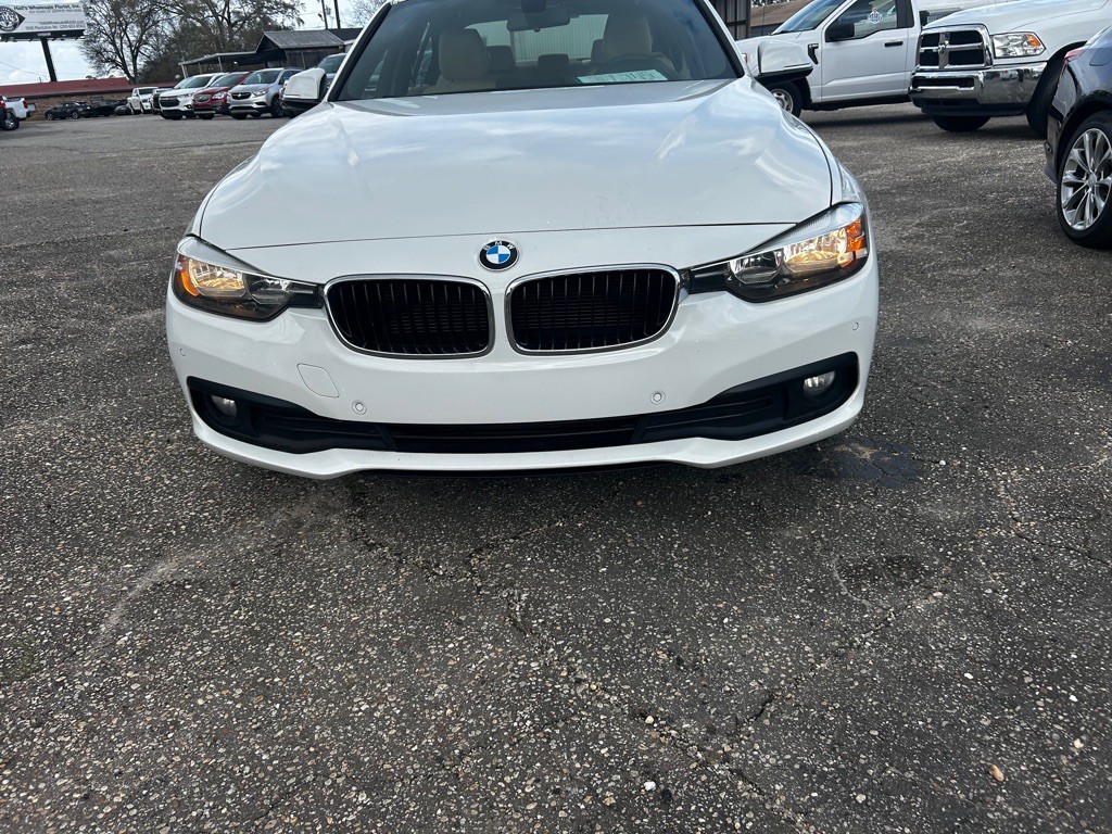 2016 BMW 3 Series Image 4