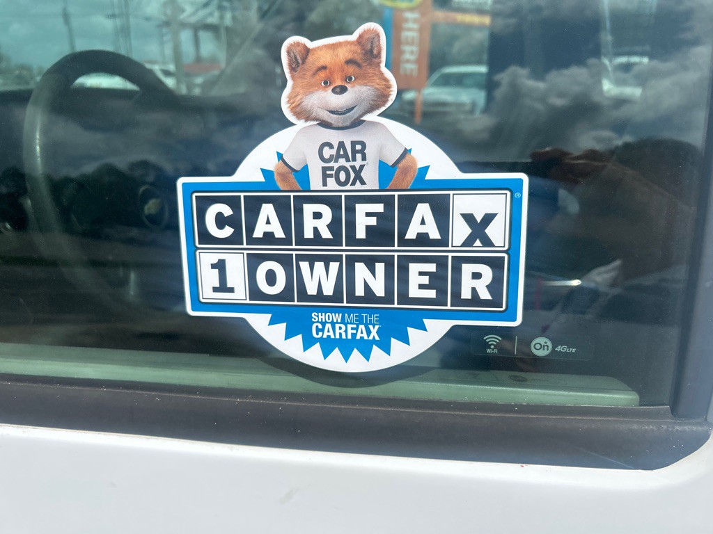 2018 Chevrolet Express Image 5