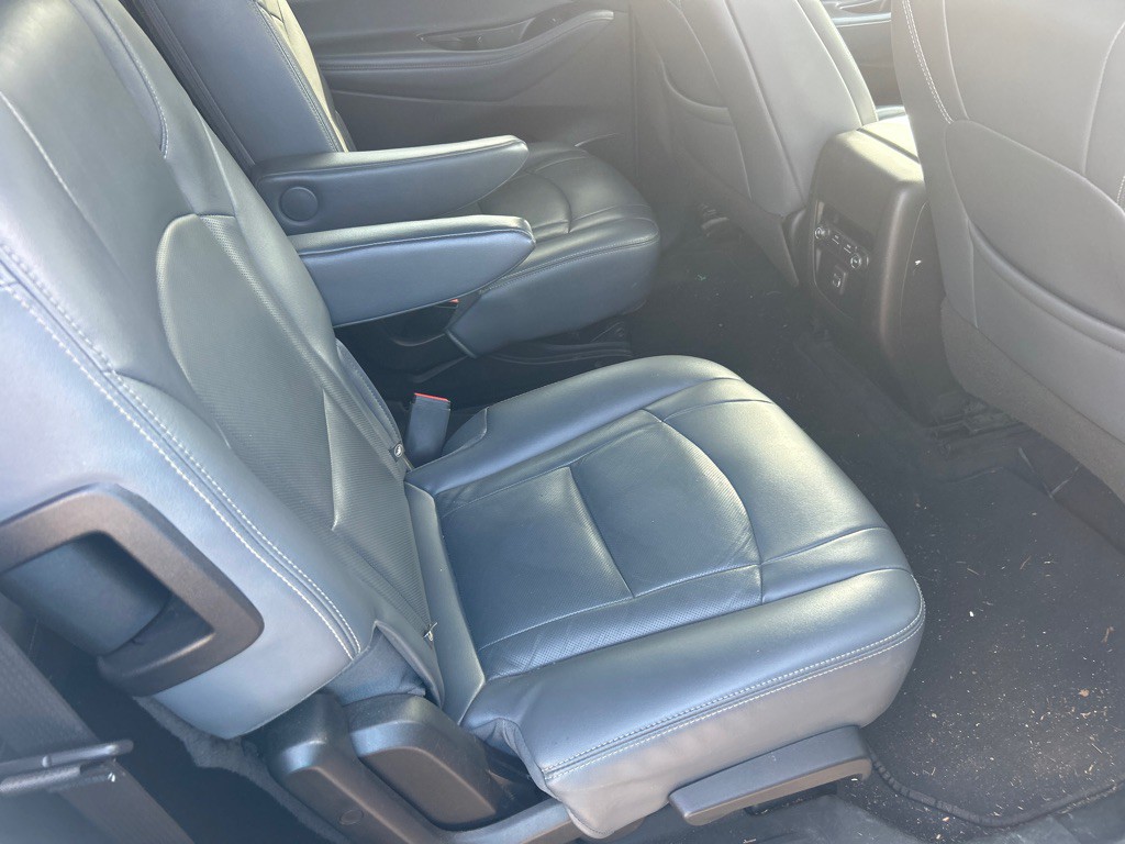 2022 Buick Enclave Image 12