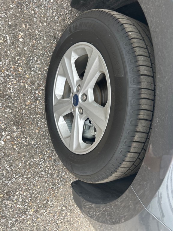 2020 Ford Edge Image 4