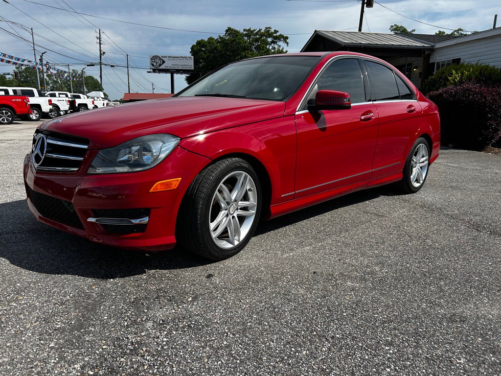 2014 Mercedes-Benz C-Class Image 1