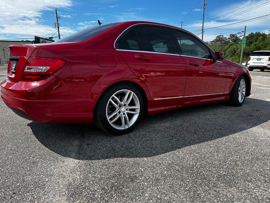 2014 Mercedes-Benz C-Class Image 2