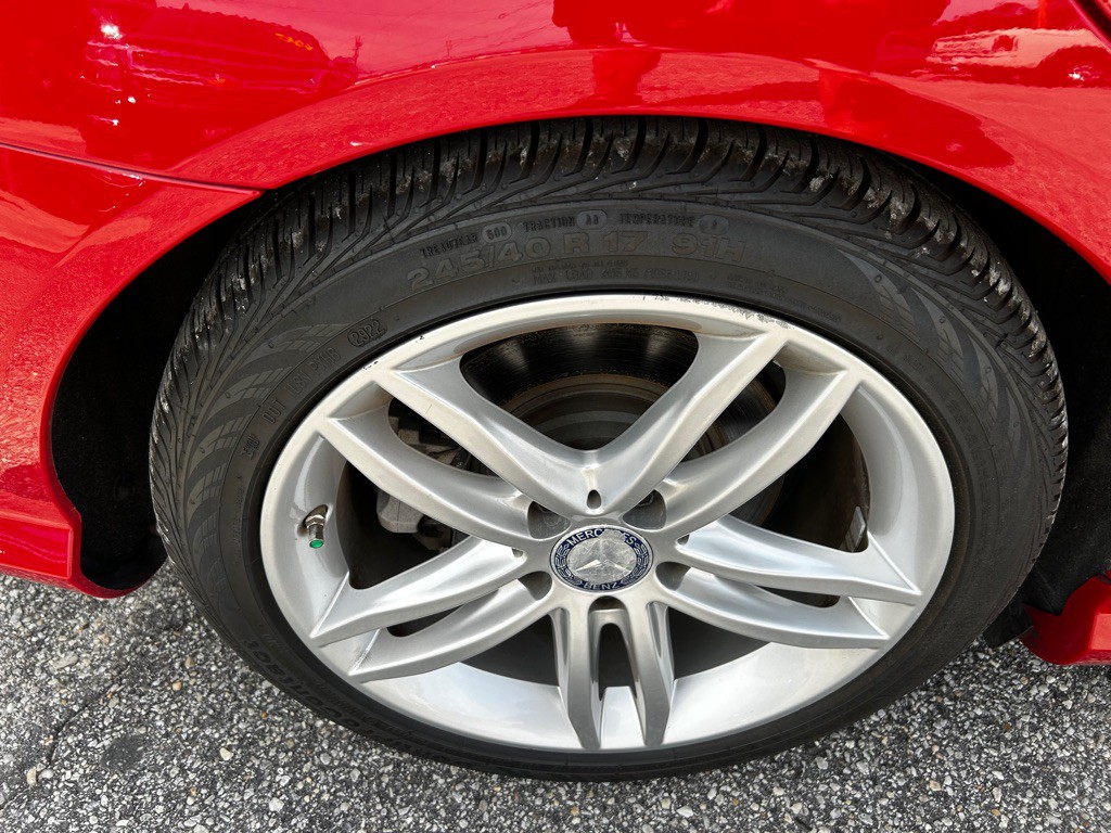 2014 Mercedes-Benz C-Class Image 3
