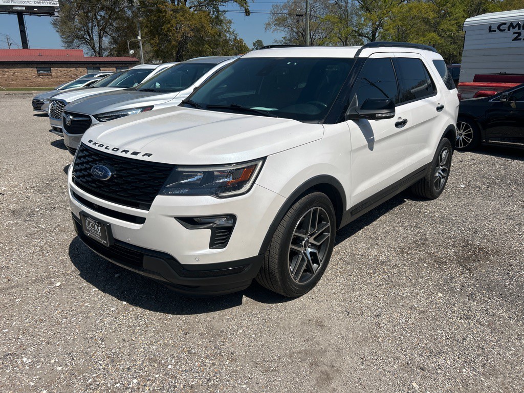 2018 Ford Explorer Image 1