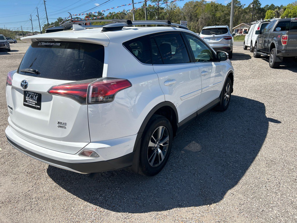 2016 Toyota Rav4 Image 2