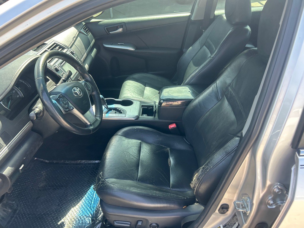 2012 Toyota Camry Image 4