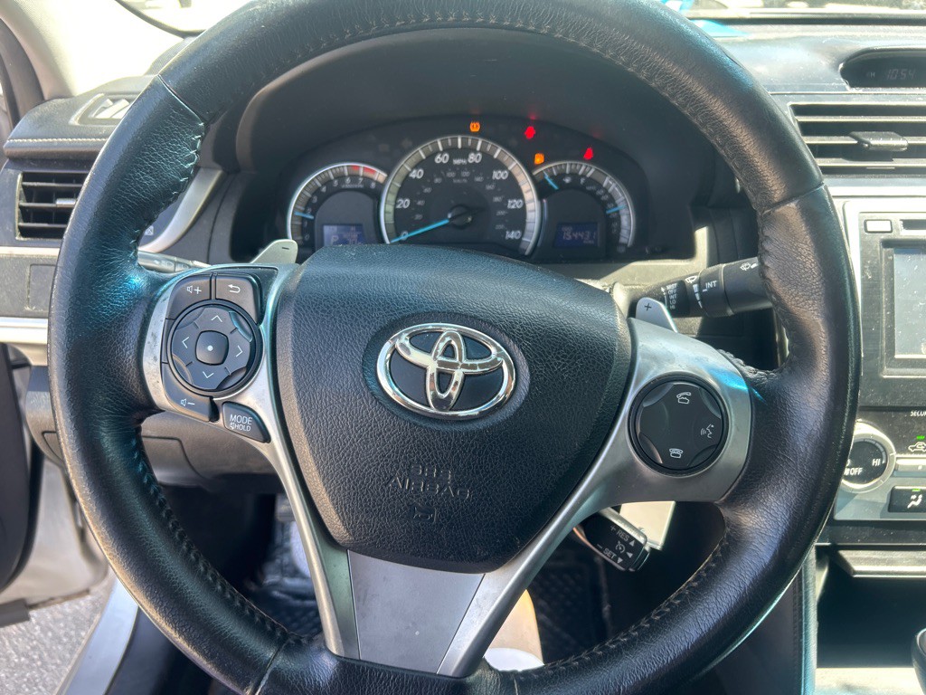2012 Toyota Camry Image 5