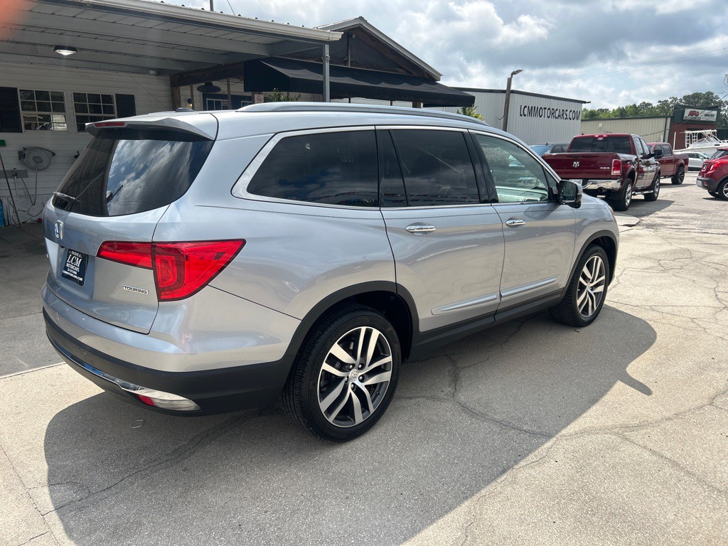 2017 Honda Pilot Image 2