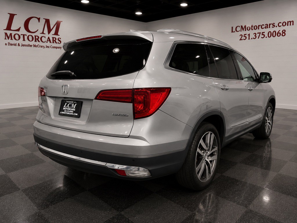 2017 Honda Pilot Image 6