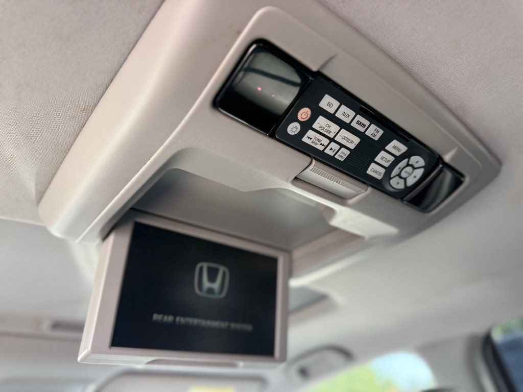 2017 Honda Pilot Image 11