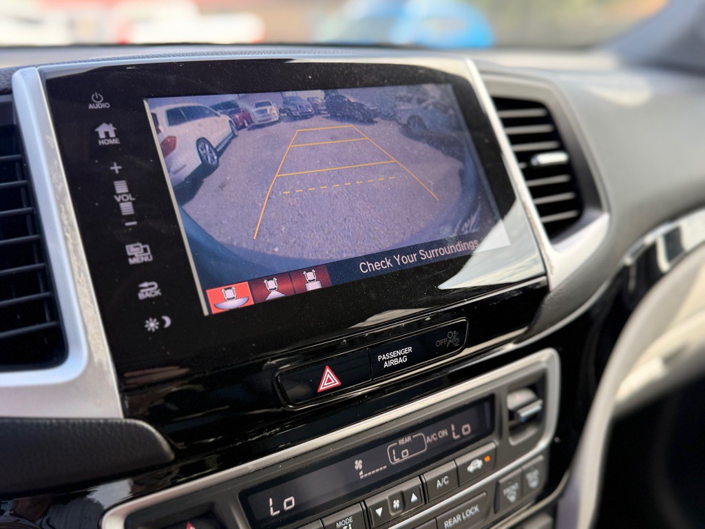 2017 Honda Pilot Image 21