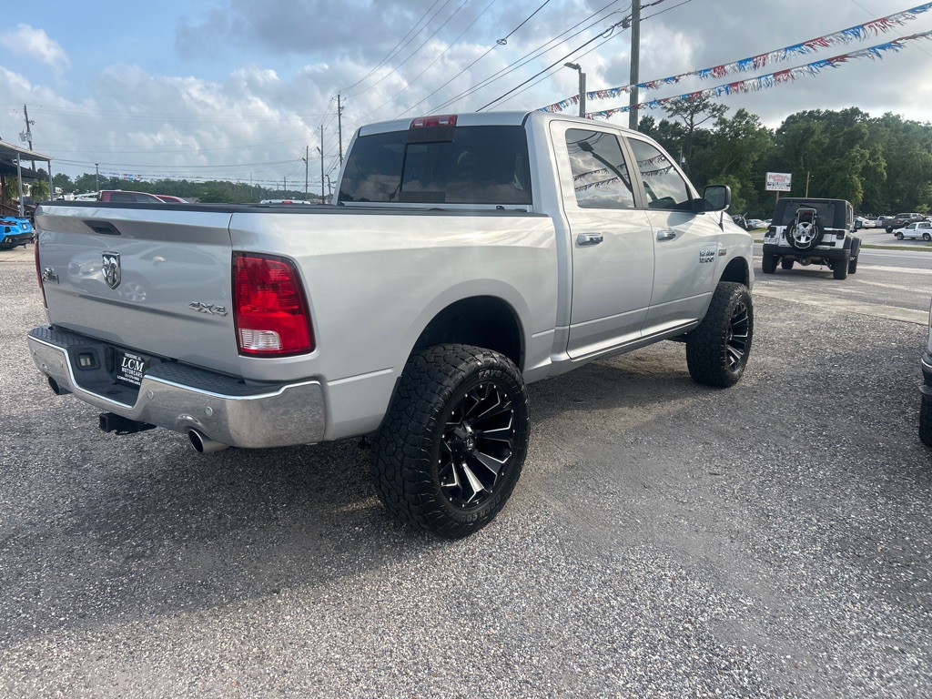 2017 RAM 1500 Image 2