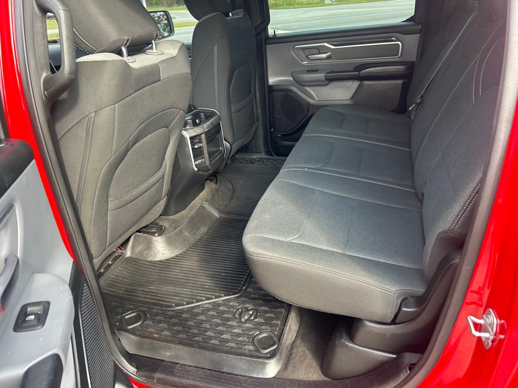 2021 RAM 1500 Image 9