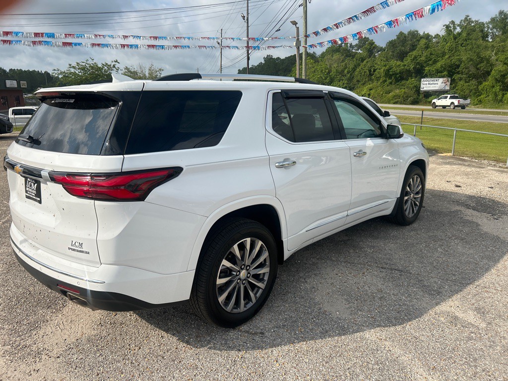 2023 Chevrolet Traverse Image 2