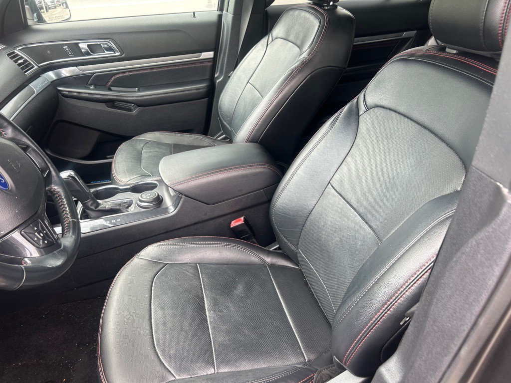 2019 Ford Explorer Image 5