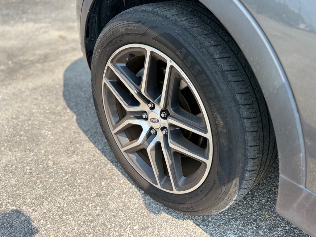 2019 Ford Explorer Image 22