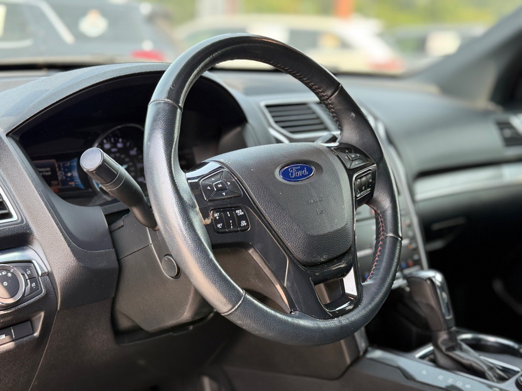 2019 Ford Explorer Image 23