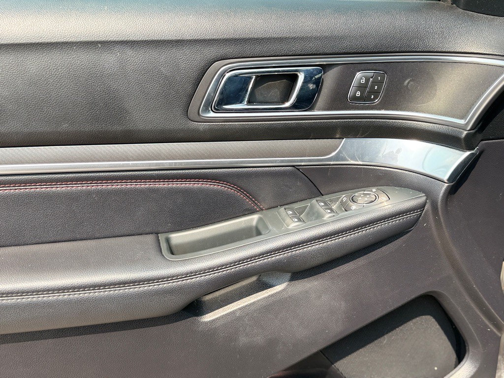 2019 Ford Explorer Image 26