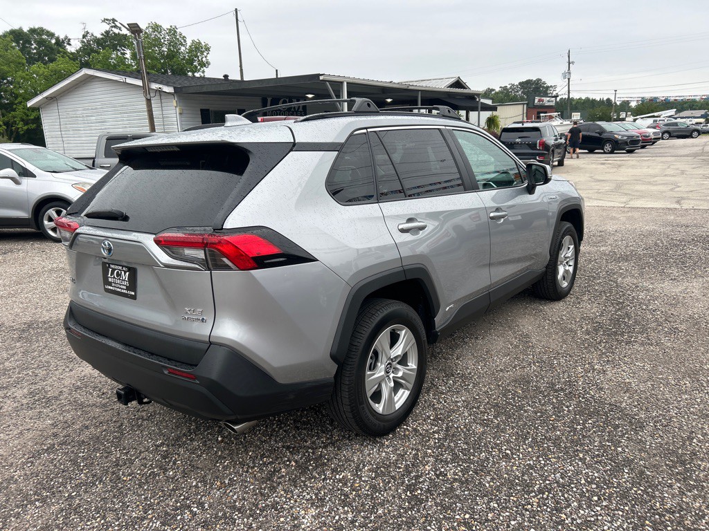 2021 Toyota Rav4 Image 2