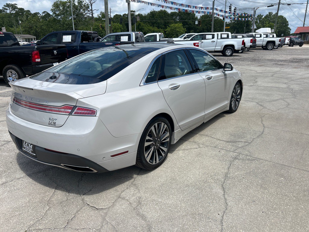2019 Lincoln MKZ Image 2