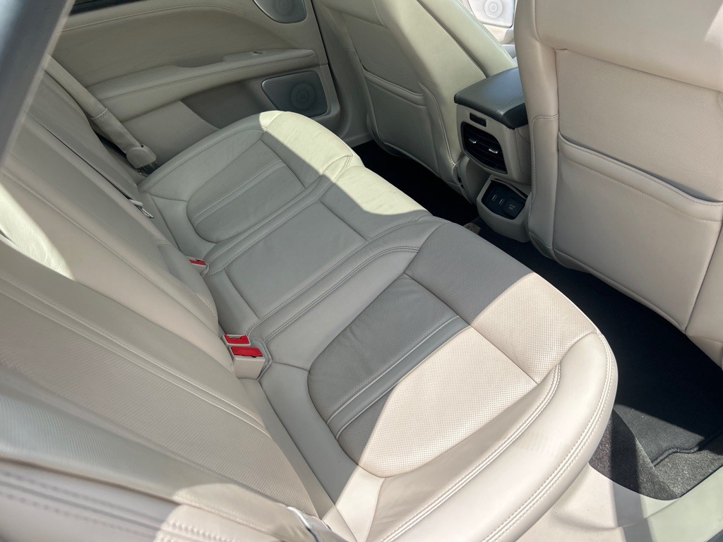 2019 Lincoln MKZ Image 16