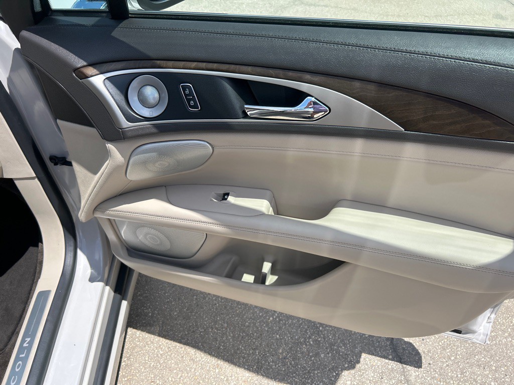 2019 Lincoln MKZ Image 17