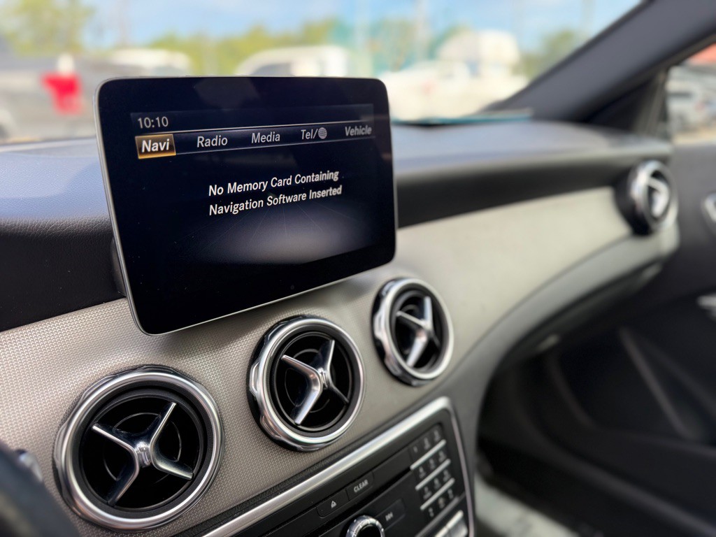 2018 Mercedes-Benz GLA-Class Image 19