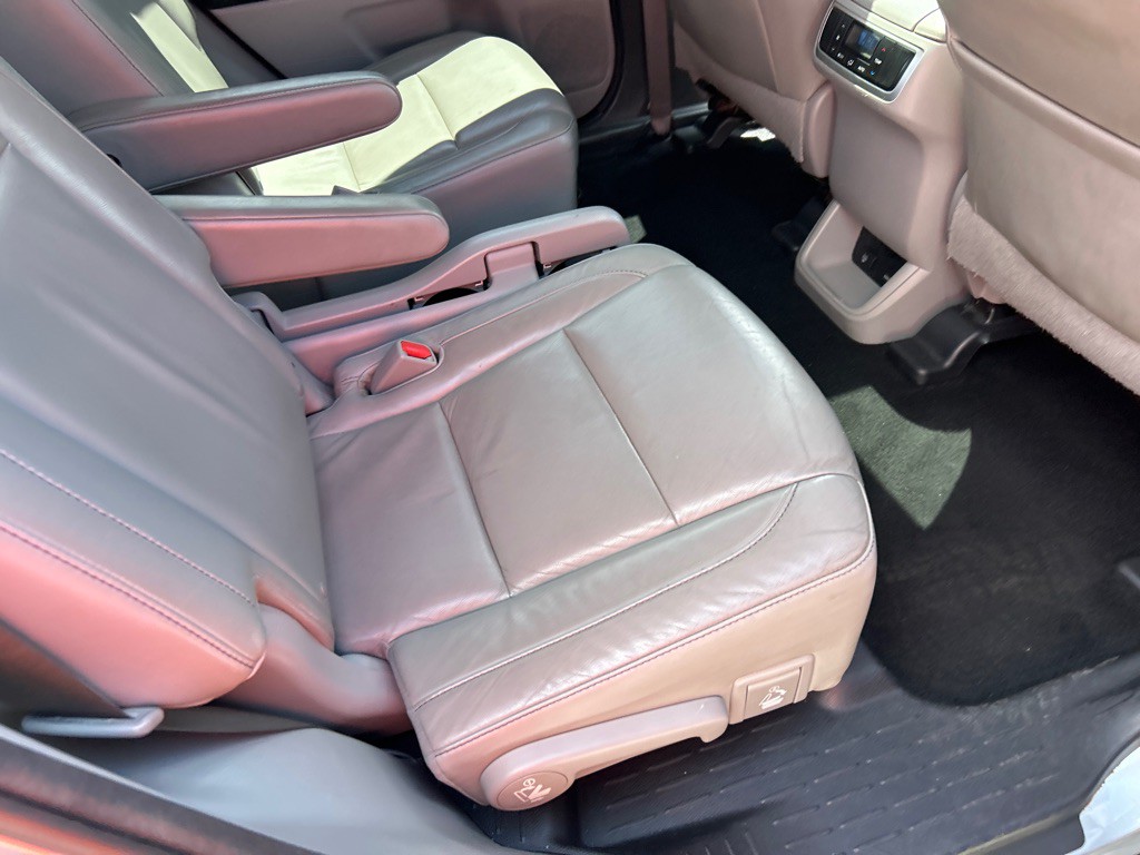 2015 Toyota Highlander Image 22
