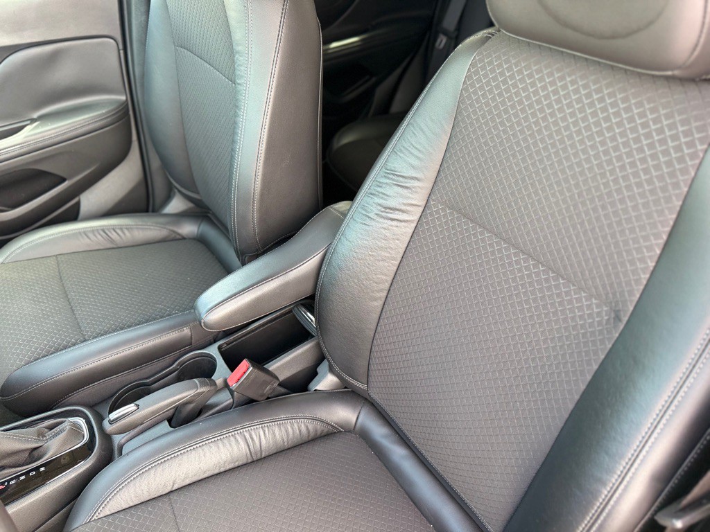 2017 Buick Enclave Image 12