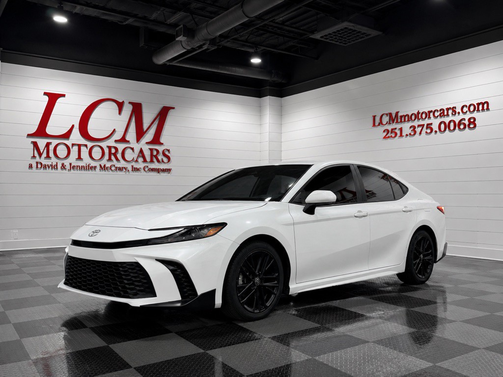 2025 Toyota Camry Image 4