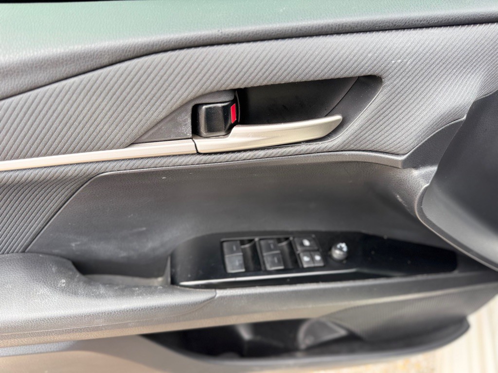2025 Toyota Camry Image 10