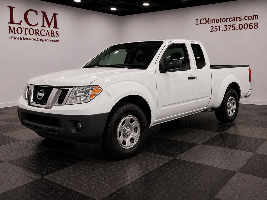 2021 Nissan Frontier Image 1