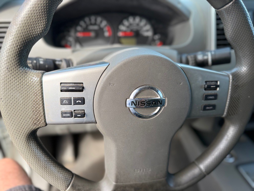 2021 Nissan Frontier Image 9
